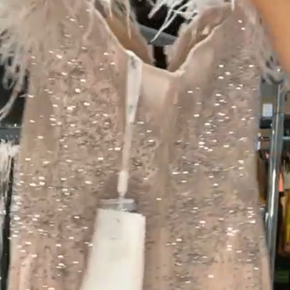 ✔️#86B BNWT MAC DUGGAL FEATHERED CRYSTAL EMBELLISHED SLEEVELESS GOWN … - Picture 9 of 12